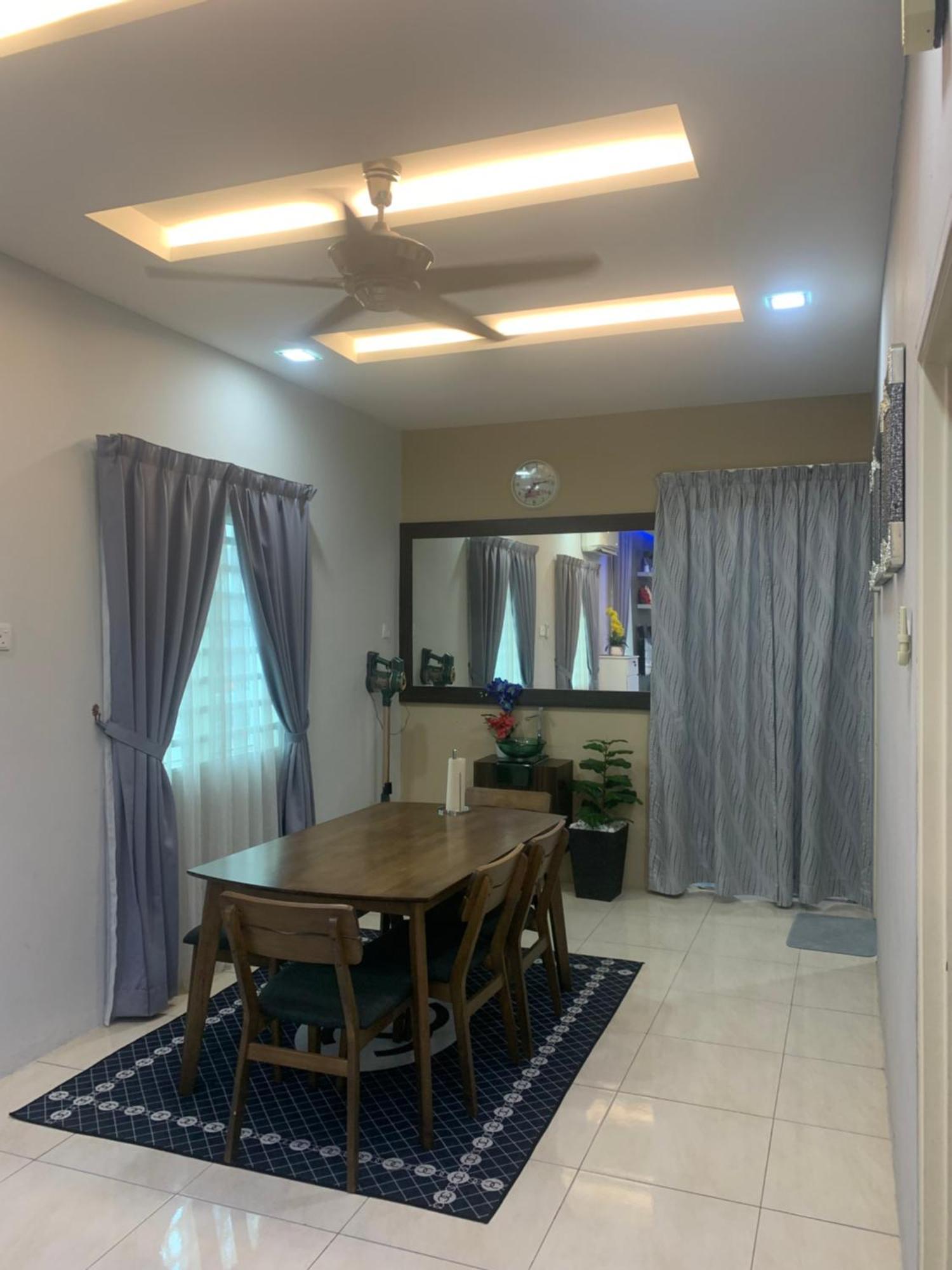 Holiday home Adz Islam Simpang Pulai Kampong Kepayang